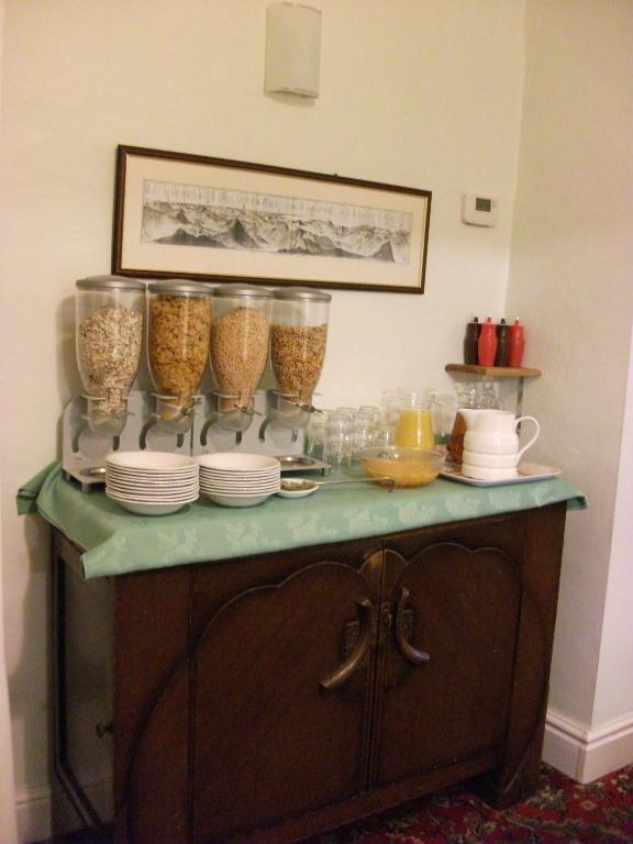 Bryn Llewelyn Bed & Breakfast Бетс-и-код Екстериор снимка